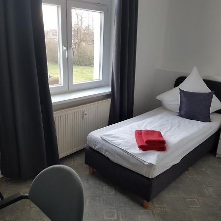 Pension Am Stadtrand Leipzig Exteriör bild